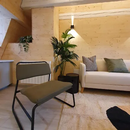 Hyper Centre Apartmán *